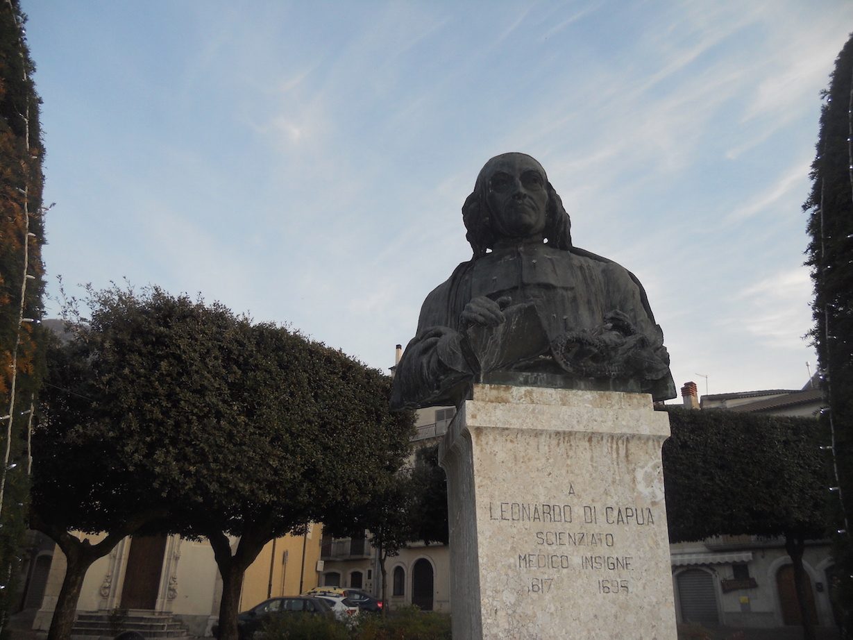Leonardo Di Capua's bust 6.JPG